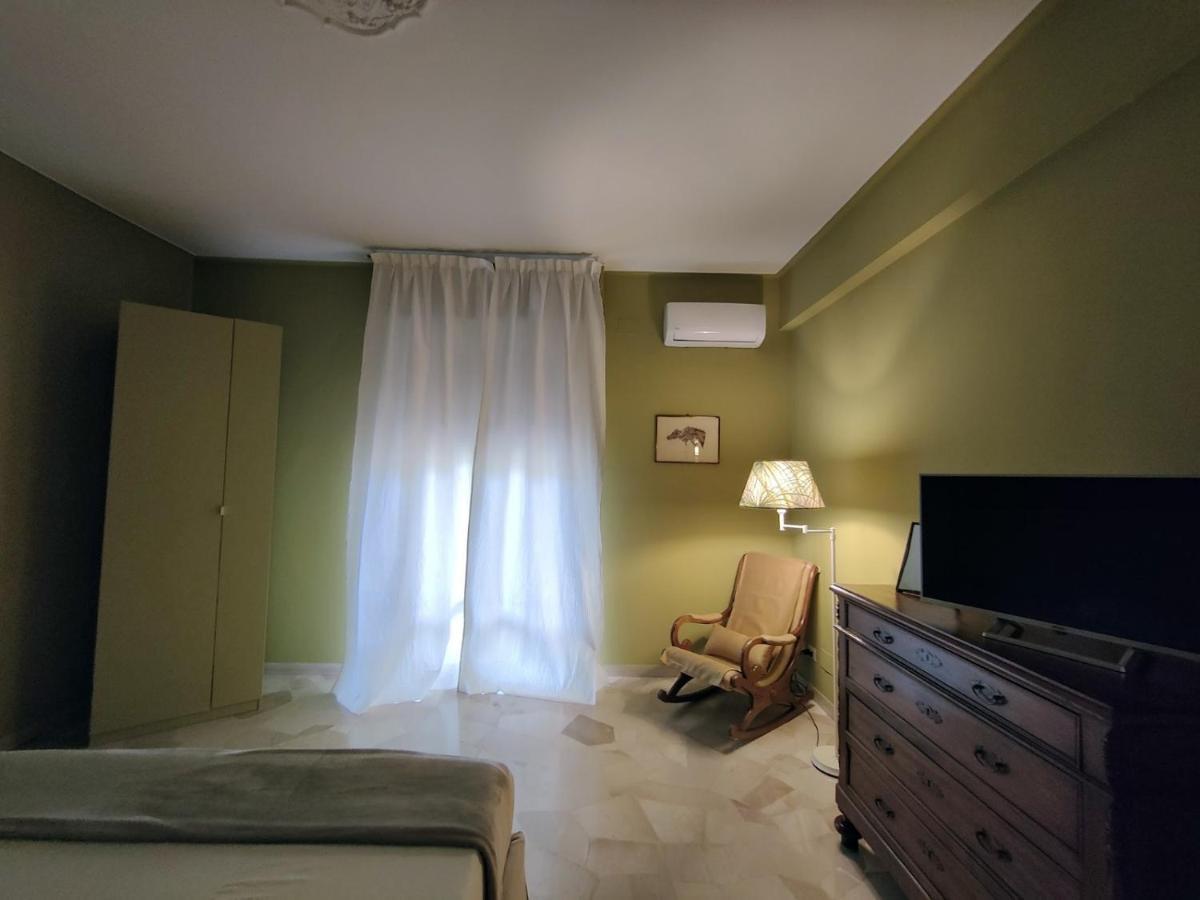 Lilly Apartment フィレンツェ エクステリア 写真